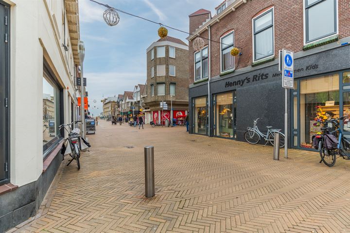 Bekijk foto 32 van Louwestraat 8