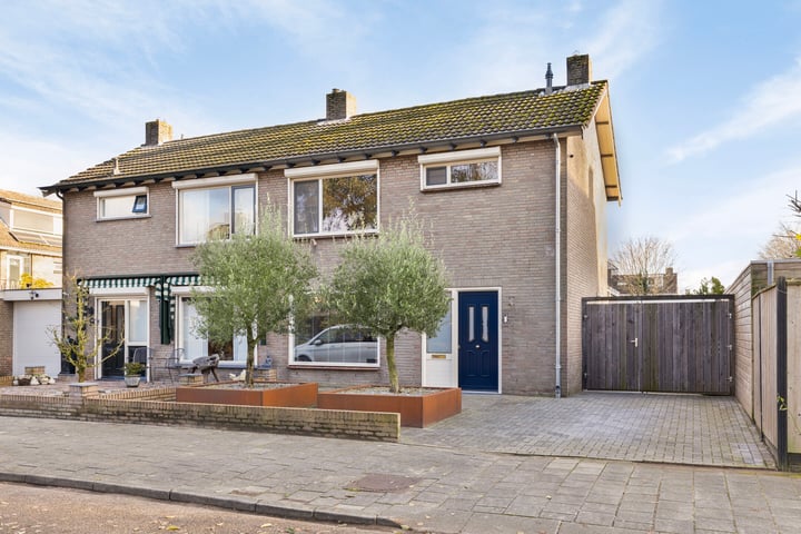 Bekijk foto 29 van Kamperfoeliestraat 41