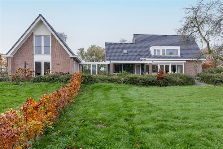 Bekijk foto 49 van Lodderhoeksestraat 57