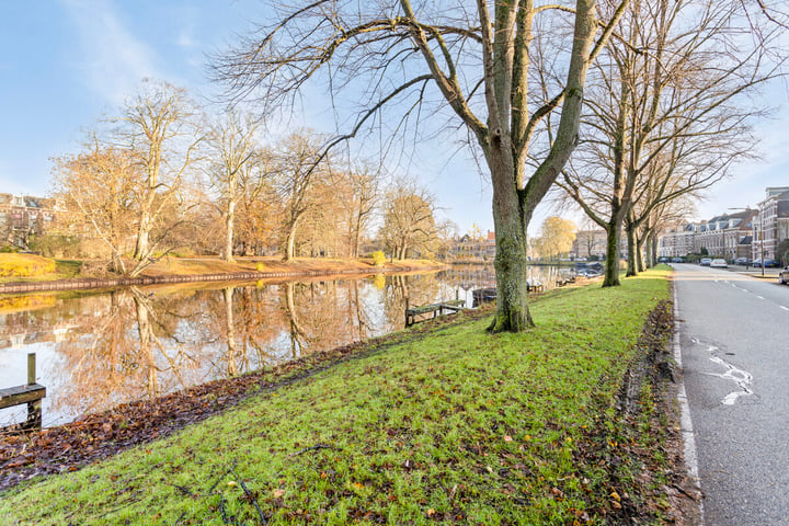 Bekijk foto 44 van Zoeterwoudsesingel 57-B