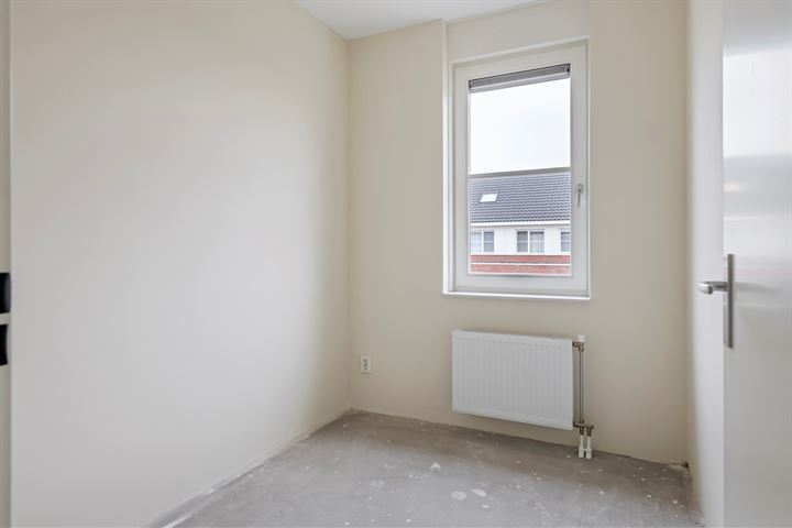 View photo 10 of Riek van Haarenstraat 5