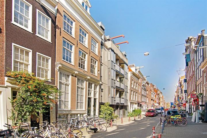 Bekijk foto 1 van Kerkstraat 72-B