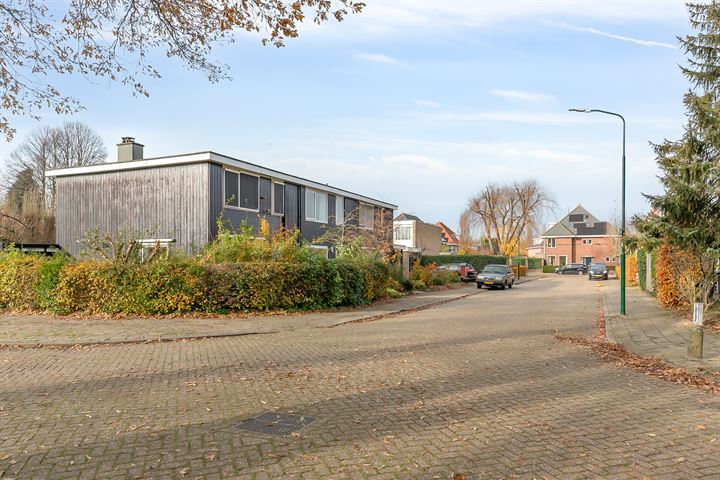 Bekijk foto 34 van Joffer Emmekenstraat 3