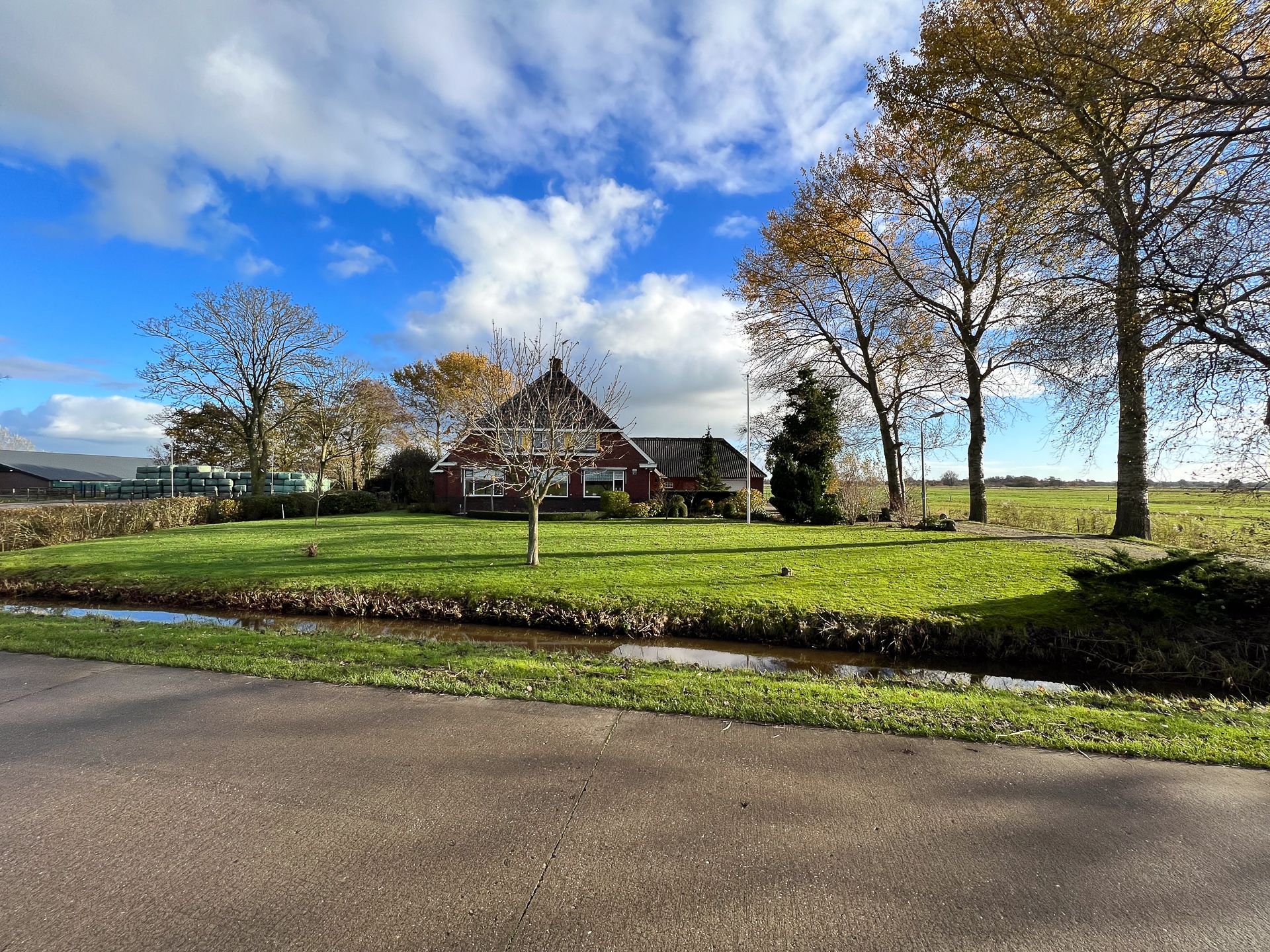 Foto 6 van Miedwei 52