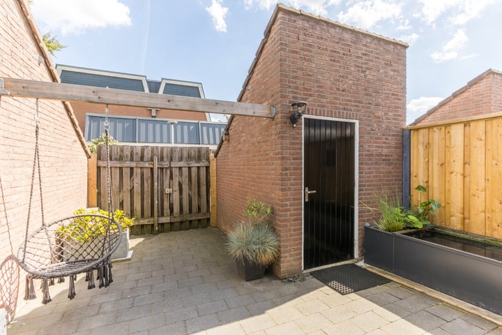 Bekijk foto 46 van Henry Woodstraat 85