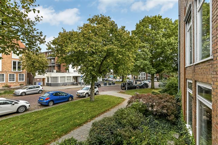 Bekijk foto 23 van Burgemeester Weertsstraat 81-1