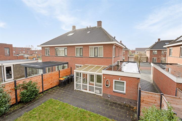 View photo 32 of Sterrenboschlaan 10