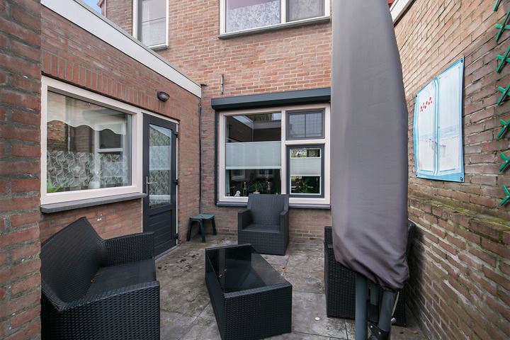 Bekijk foto 22 van Spoorstraat 36