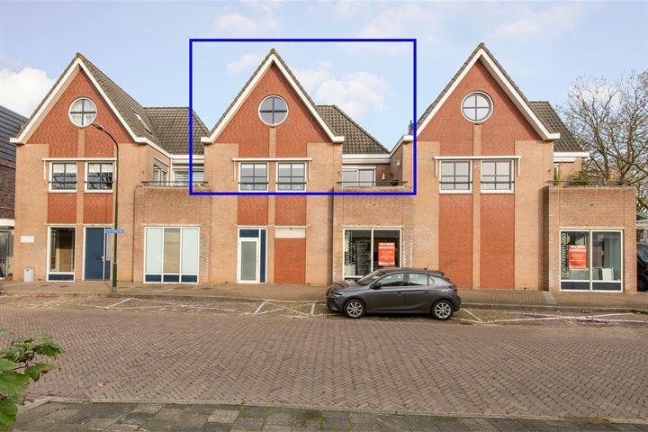 View photo 32 of Van Aostastraat 9