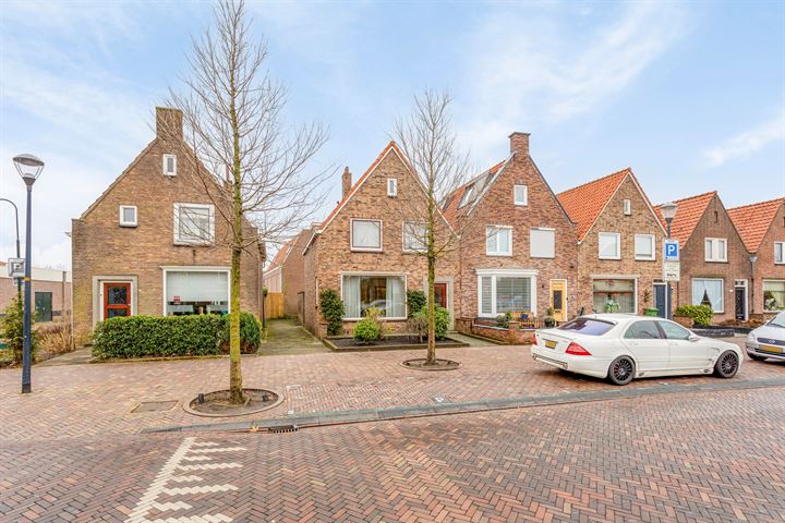 Bekijk foto 32 van Zeestraat 25