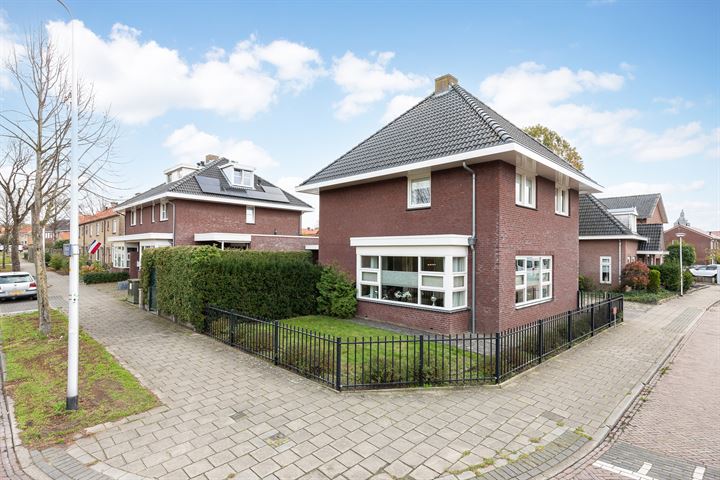 Bekijk foto 2 van Bentinckstraat 88