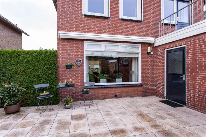 Bekijk foto 15 van Floris Radewijnsstraat 8