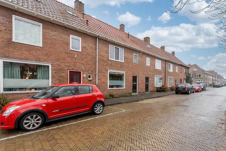 Bekijk foto 32 van Leliestraat 76