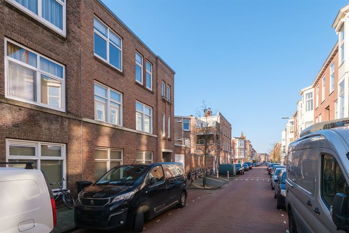 Bekijk foto 4 van Johannes Camphuijsstraat 235