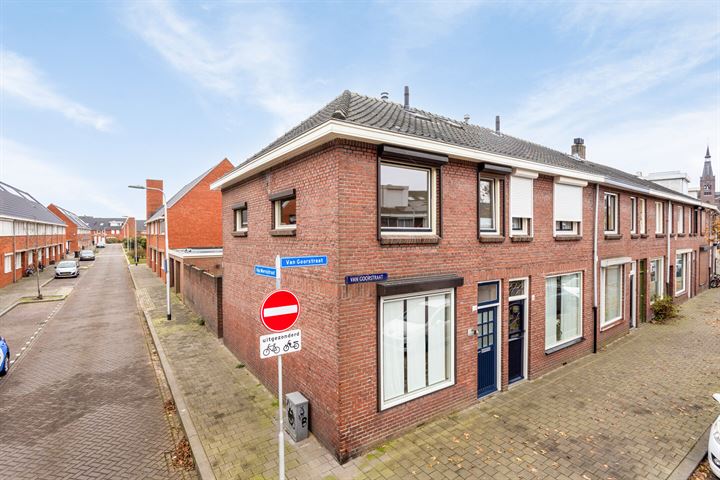 Bekijk foto 1 van Van Goorstraat 14