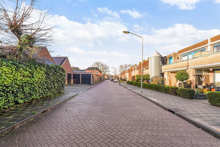 Bekijk foto 39 van Ridder van Cuijkstraat 22