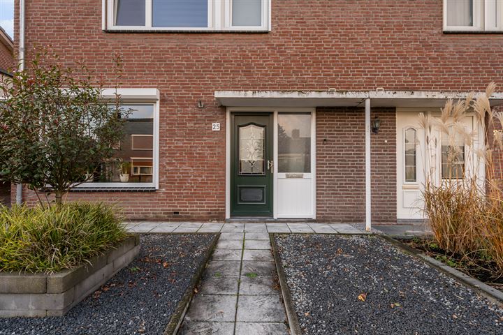 Bekijk foto 7 van Tjongerstraat 25