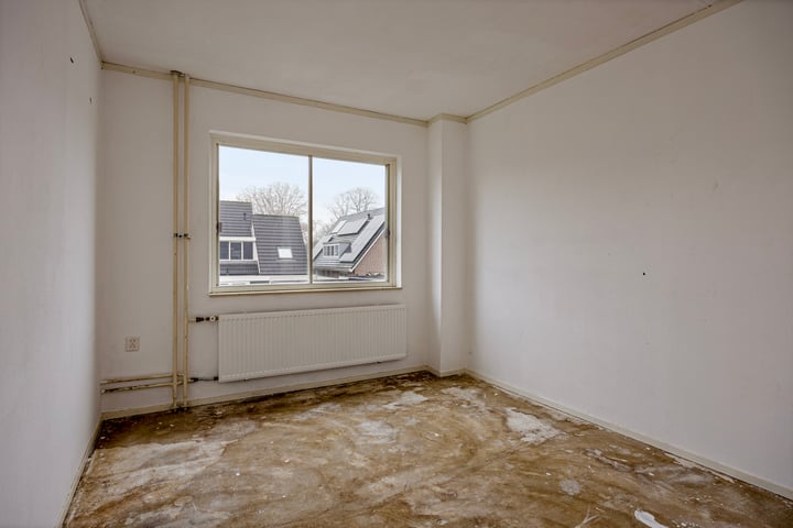 Bekijk foto 19 van Straussstraat 15