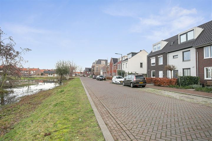 View photo 43 of Vlielandstraat 76