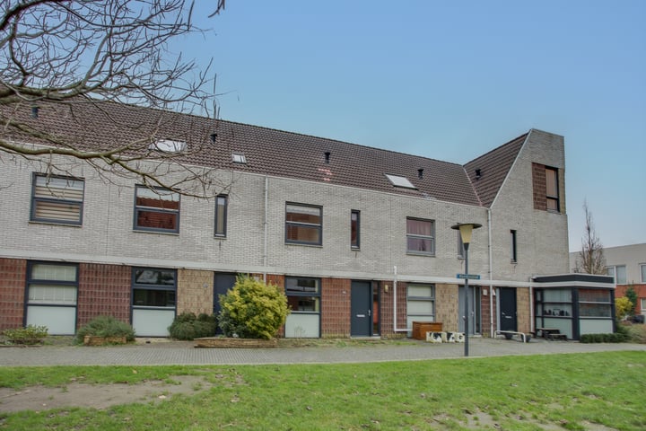 Bekijk foto 2 van Waarderstraat 155