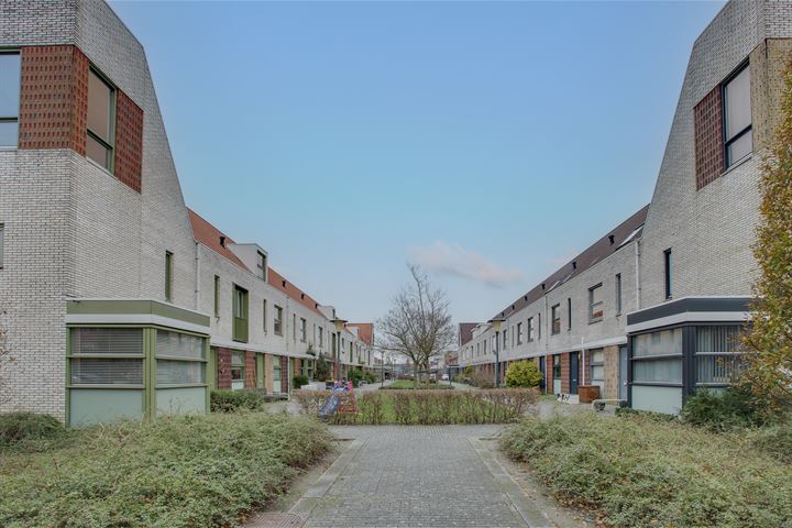 Bekijk foto 37 van Waarderstraat 155