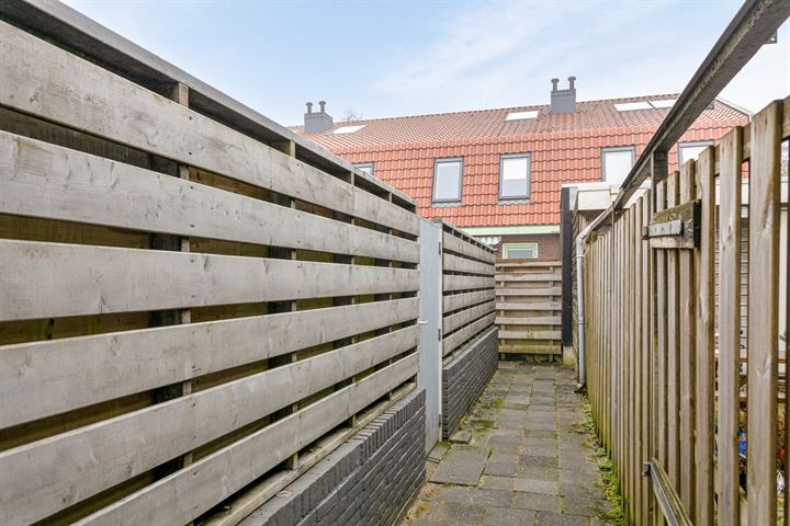 Bekijk foto 35 van Regentenstraat 31