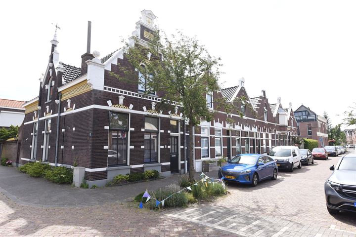 Arnold Hoogvlietstraat 5