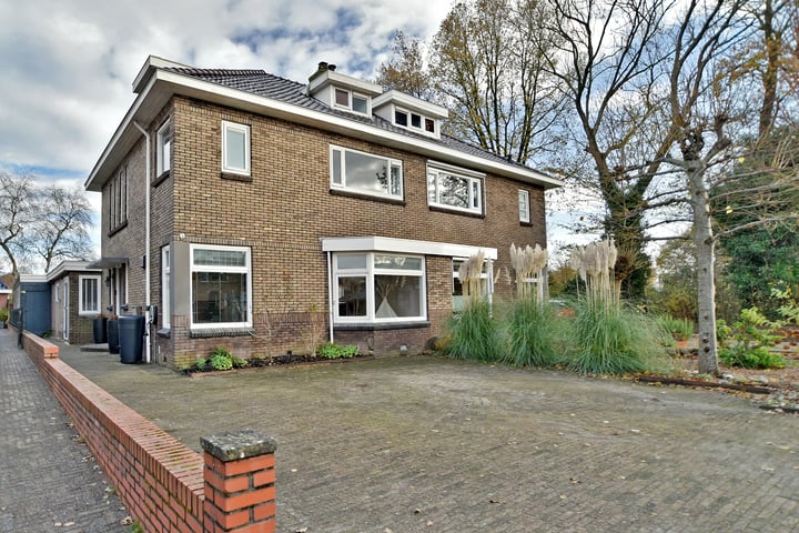 Bekijk foto 1 van Tolberterstraat 56