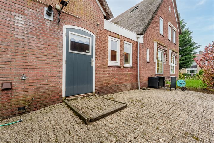 Bekijk foto 38 van Lindenlaan 1