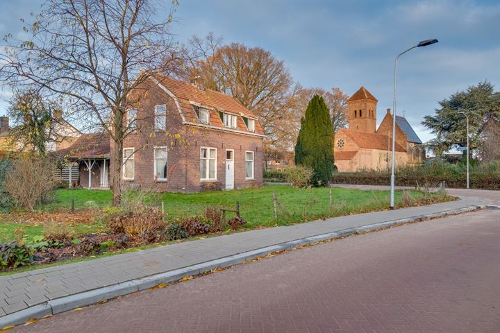 Bekijk foto 3 van Dorpsstraat 29