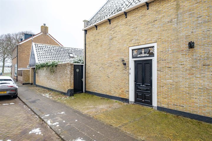 Bekijk foto 11 van Bildtstraat 3