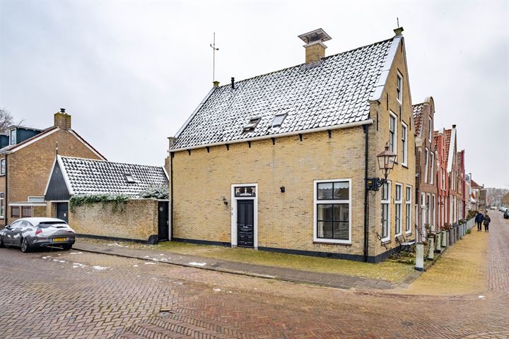 Bekijk foto 10 van Bildtstraat 3