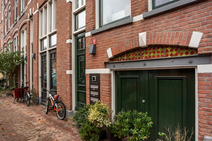 Bekijk foto 21 van Katendrechtsestraat 18