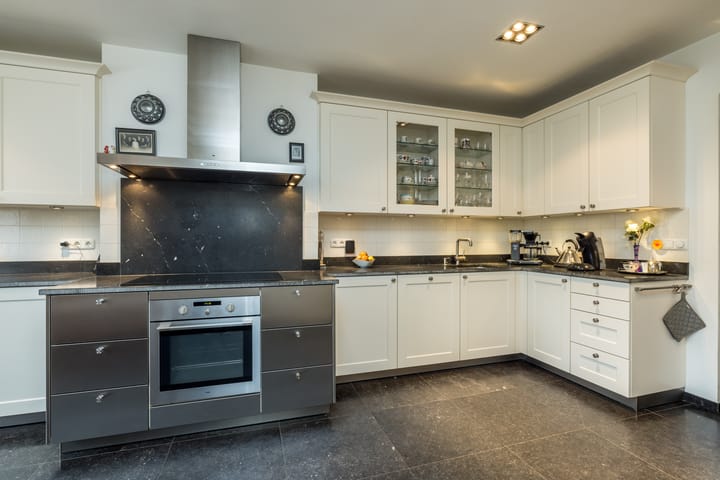 Foto 15 van Nierhoven 10