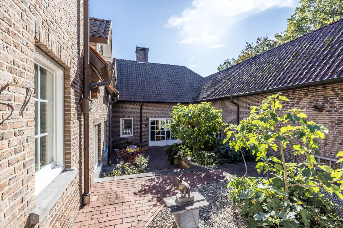 Foto 20 van Nierhoven 10