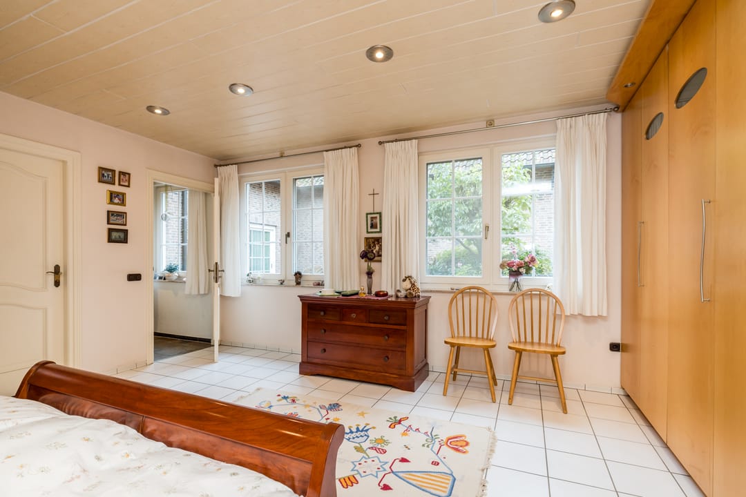 Foto 22 van Nierhoven 10