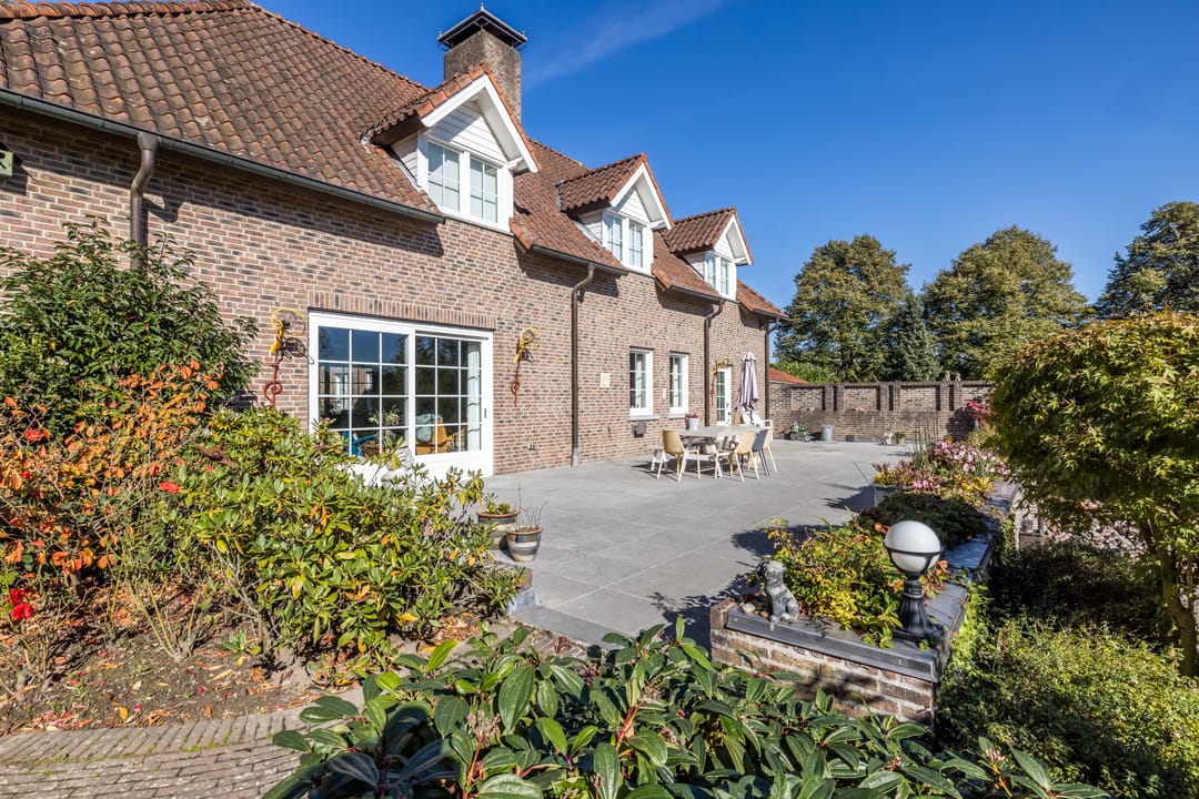 Foto 47 van Nierhoven 10