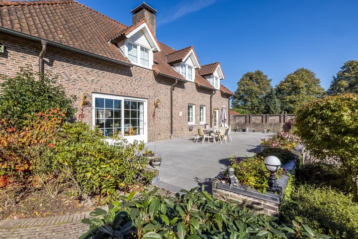 Foto 47 van Nierhoven 10