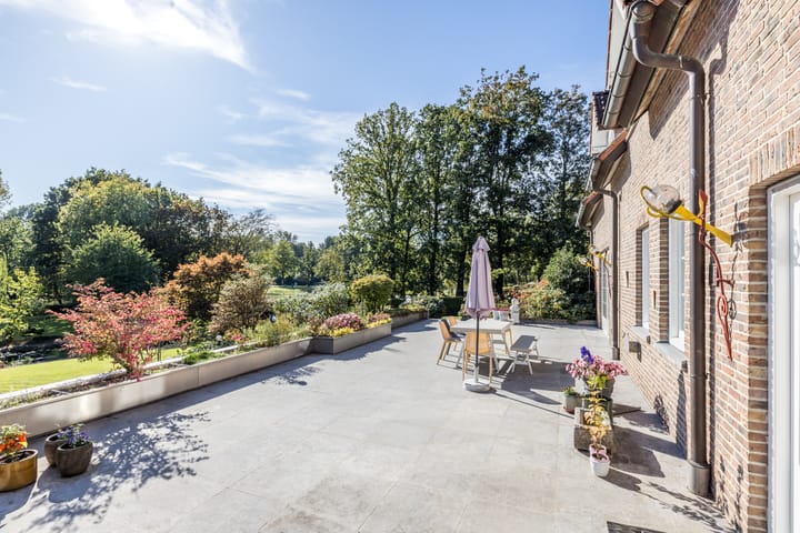 Foto 48 van Nierhoven 10