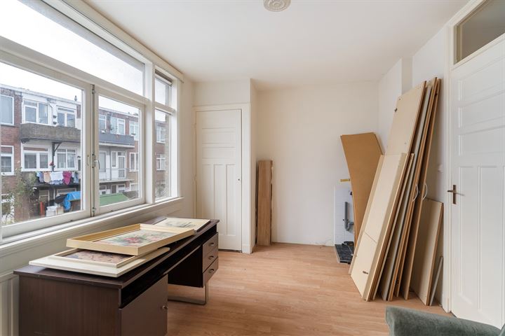 Bekijk foto 17 van Loenensestraat 122