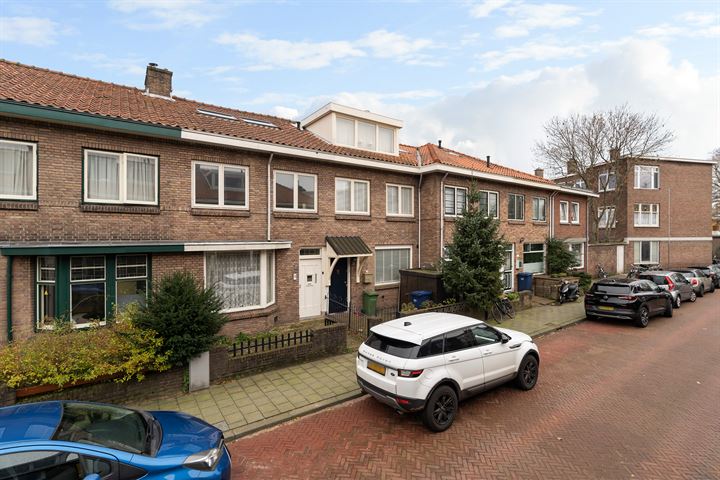 Bekijk foto 33 van Loenensestraat 122