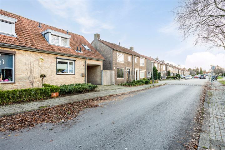 Bekijk foto 36 van Zwarteweg 80