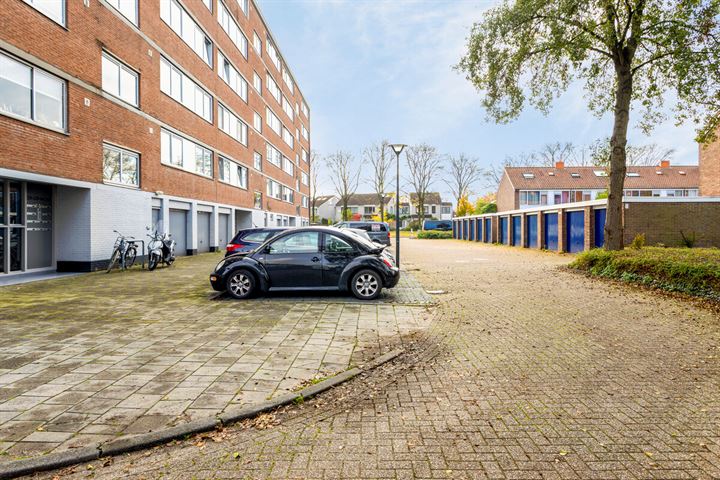 Bekijk foto 19 van Rijnauwenstraat 242