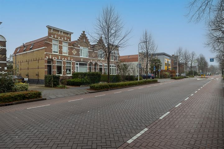 Bekijk foto 52 van Graaf Florisweg 57