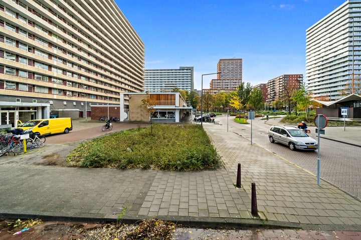 Bekijk foto 3 van Hendrik Tollensstraat 112