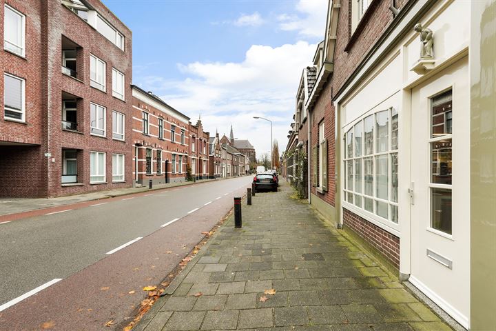 Bekijk foto 52 van Baroniestraat 99