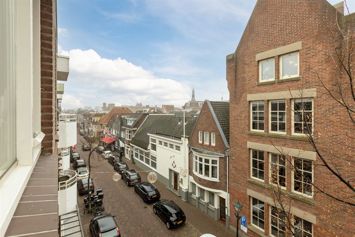 Bekijk foto 35 van Museumstraat 67