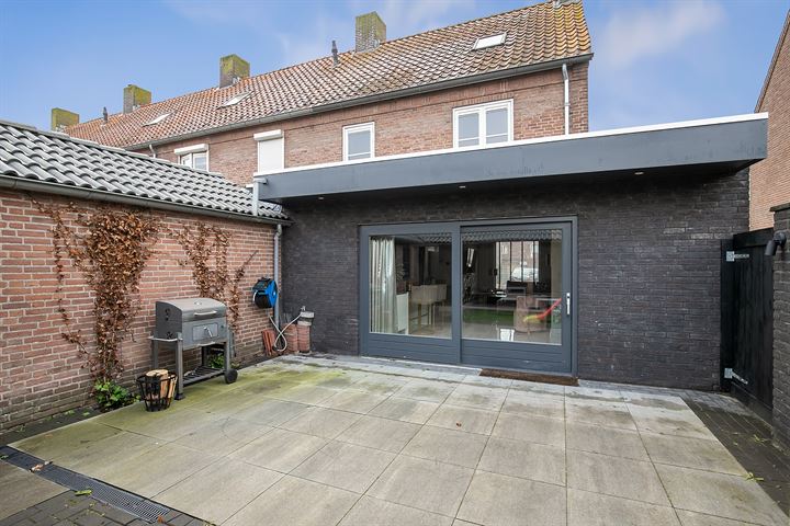 Bekijk foto 37 van Suitbertusstraat 13