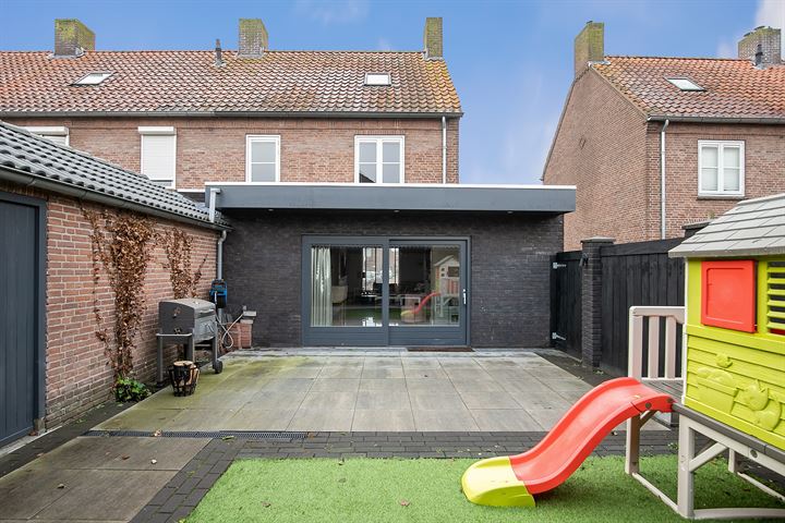 Bekijk foto 39 van Suitbertusstraat 13