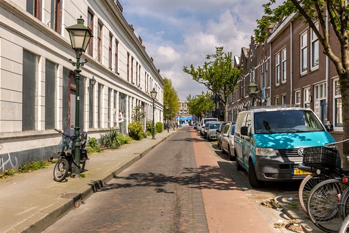 View photo 27 of Burgemeester Roosstraat 37-A